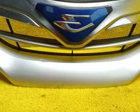 Решетка радиатора TOYOTA
