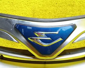 Решетка радиатора TOYOTA