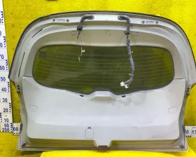 Стекло двери багажника Nissan