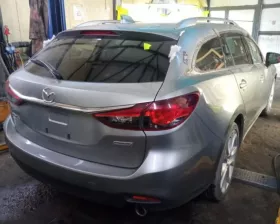 Ванночка в багажник Mazda