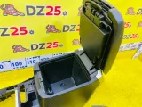 Бардачок между сиденьями TOYOTA LAND CRUISER PRADO 2018 5891060070 GDJ150W/GDJ150R/GDJ150L/GDJ150/GDJ151W/GDJ151/GDJ155L/GDJ155R/GDJ155/GRJ150W/GRJ150L/GRJ150/GRJ151W/GRJ151/GRJ152/KDJ150/KDJ150L/KDJ155/TRJ150W/TRJ150L/TRJ150/TRJ152/TRJ155 1GDFTV, передни