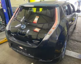Пластик замка багажника NISSAN