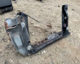 Порог кузова Toyota
