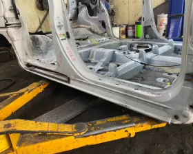 Порог кузова TOYOTA
