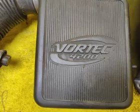 Корпус воздушного фильтра CHEVROLET/GMC/GENERAL MOTORS/BUICK