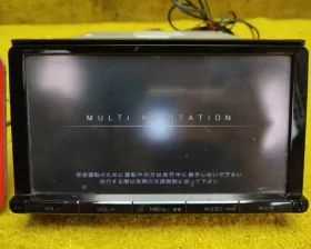 Магнитофон TOYOTA