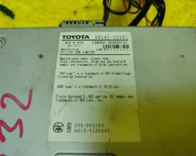 Магнитофон TOYOTA