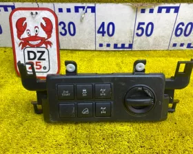 Кнопка включения 4WD Toyota