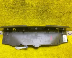 Пластик замка багажника Ford