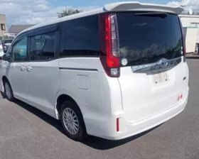 Петли двери багажника TOYOTA