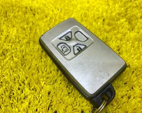 Ключ зажигания TOYOTA