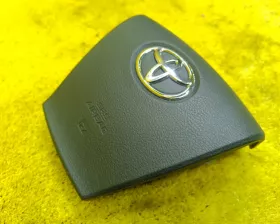 Подушка безопасности водителя Toyota