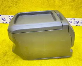 Бардачок между сиденьями Toyota