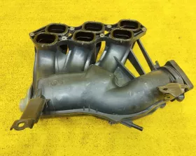 Коллектор впускной Toyota