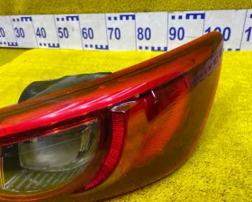 Стоп-сигнал Mazda