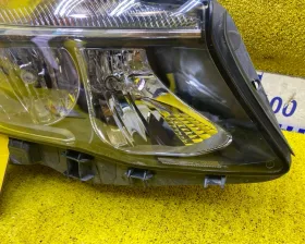 Фара Mercedes-Benz