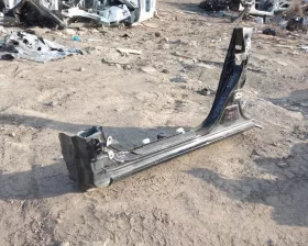 Порог кузова Toyota