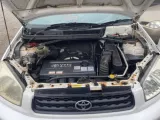 Накладка на дверь TOYOTA RAV4 2001/Цвет 064 7574142070A0 ACA21W/ACA21/ACA22/ACA23/ACA26/ACA28/ZCA26/ZCA26W 1ZZFE, задняя правая