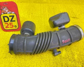 Патрубок воздушного фильтра SUZUKI