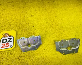 Крепление магнитофона TOYOTA