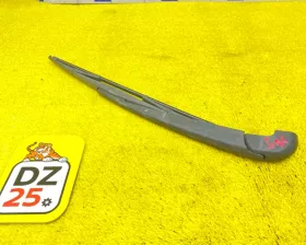 Дворник 5-й двери Nissan