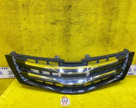 Решетка радиатора Toyota