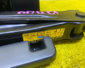 Поддомкратник/ домкрат Toyota