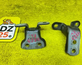 Петля дверная Toyota