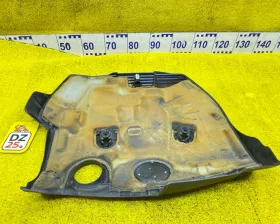 Пластиковая крышка на двс Toyota