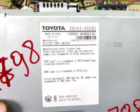 Магнитофон TOYOTA