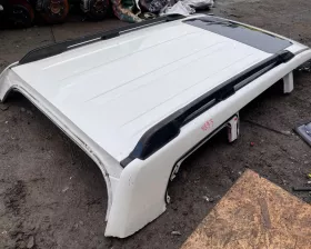 Люк Toyota
