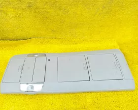 Светильник салона Toyota