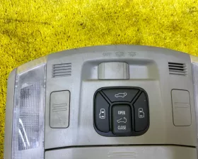 Светильник салона Toyota