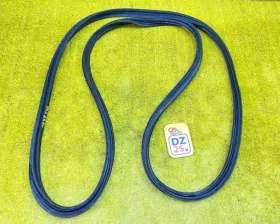 Уплотнительная резинка багажника LEXUS