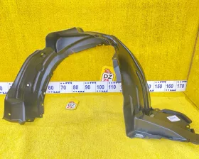 Подкрылок TOYOTA