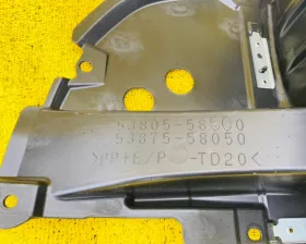 Подкрылок TOYOTA