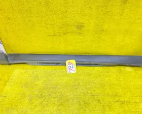 Накладка на порог Toyota