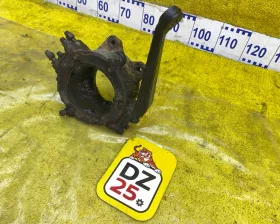 Поворотный кулак Toyota