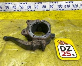 Поворотный кулак Toyota