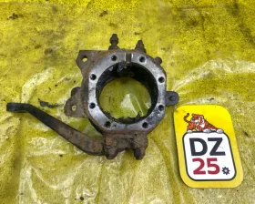 Поворотный кулак Toyota