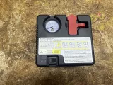 Компрессор подкачки колес LEXUS CT200H 2011/Цвет 212 4260650010 ZWA10 2ZRFXE