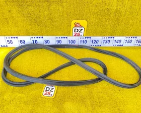 Уплотнительная резинка багажника LEXUS