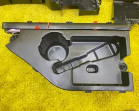 Пол багажника пластик Mercedes-Benz