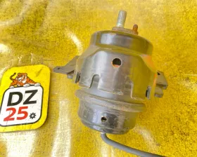 Подушка двигателя Toyota