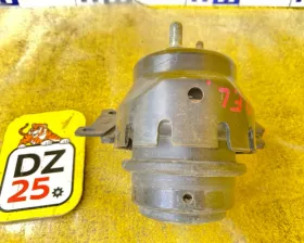 Подушка двигателя Toyota