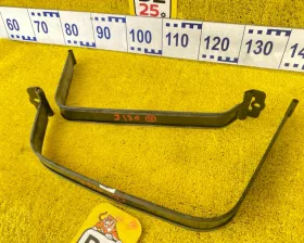 Крепление бака TOYOTA