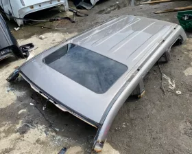 Люк Toyota