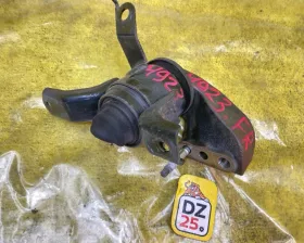 Подушка двигателя TOYOTA