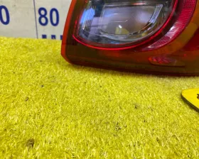 Стоп-сигнал Mazda