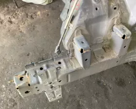 Лонжерон TOYOTA